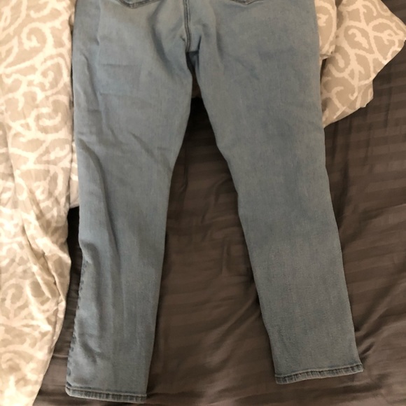 Curvy A&E mom jeans - Picture 2 of 8